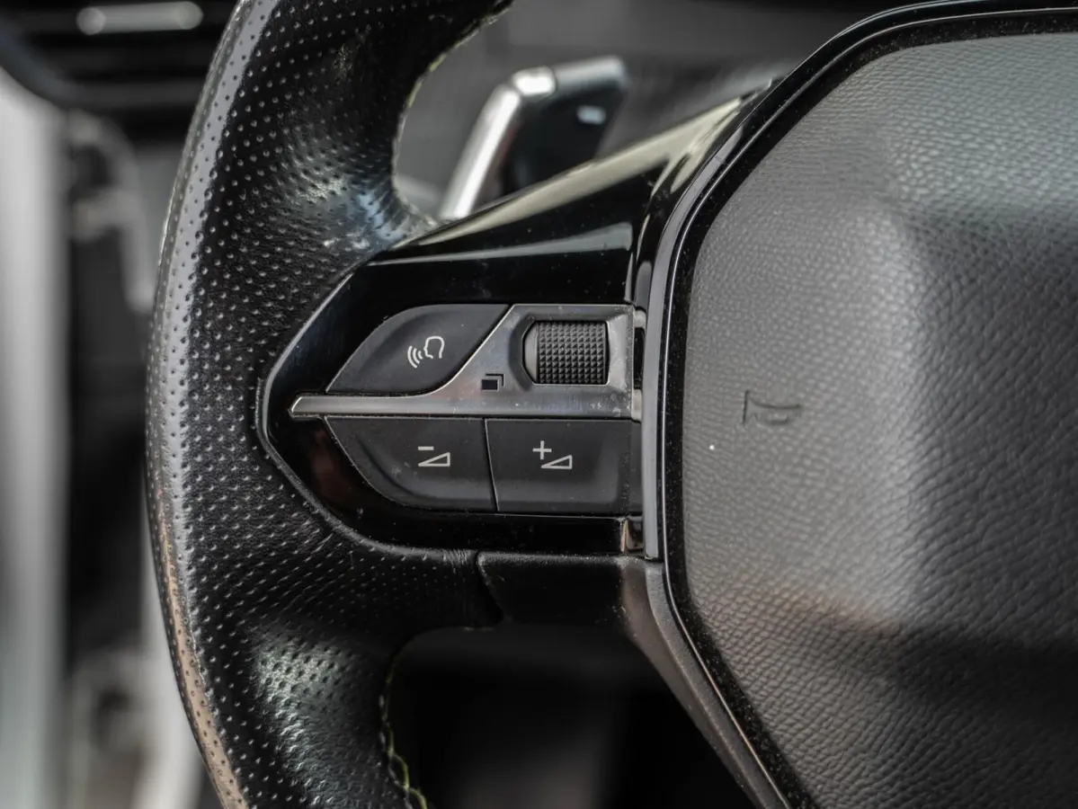 1.2 PureTech GT-Line Keyless|Cam|Carplay|VOL!