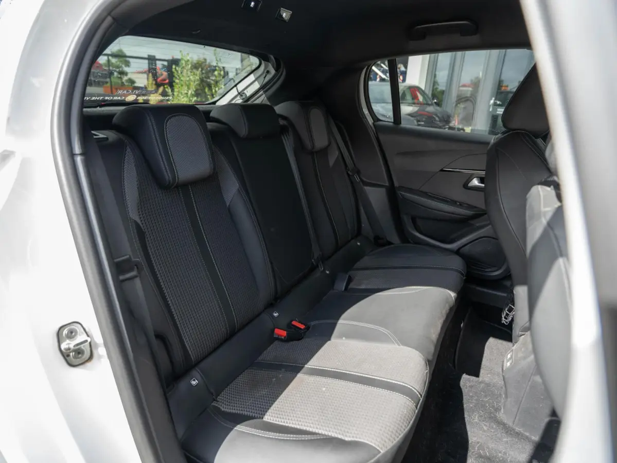 1.2 PureTech GT-Line Keyless|Cam|Carplay|VOL!