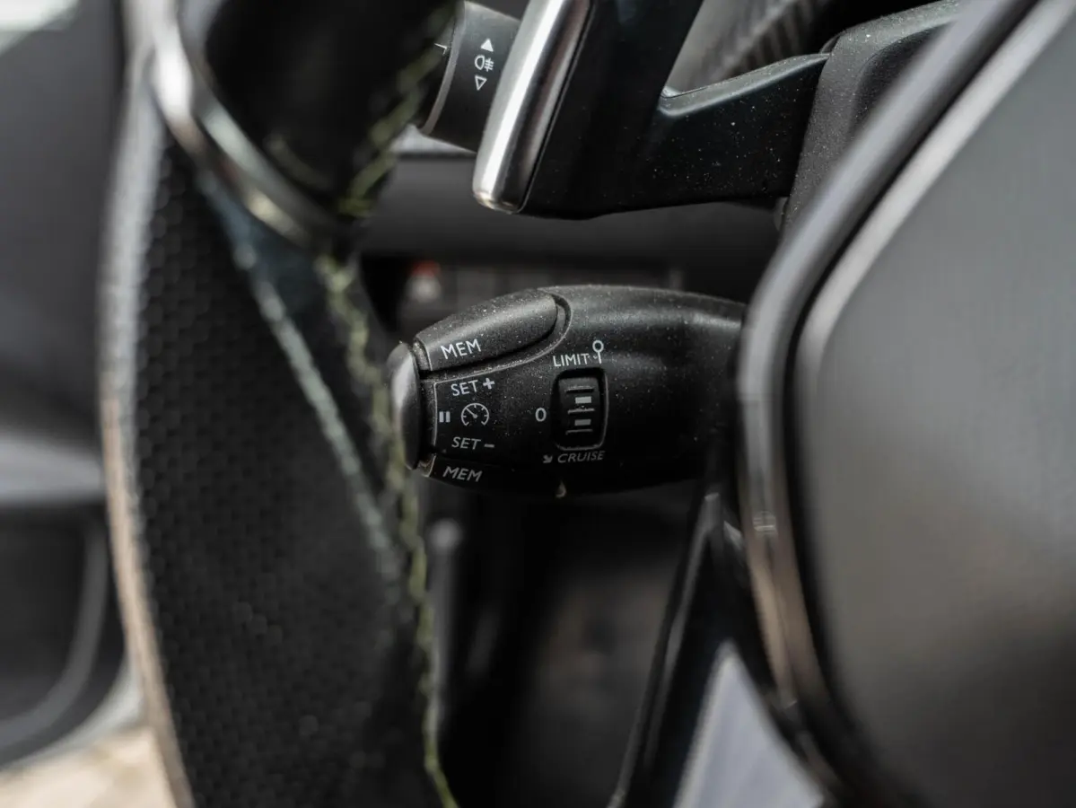 1.2 PureTech GT-Line Keyless|Cam|Carplay|VOL!