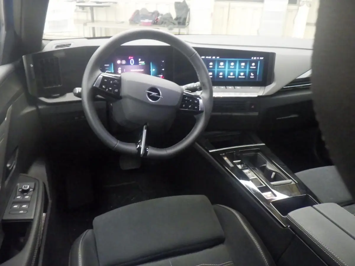 1.6 Turbo Plug In Hybrid GS Leder Alcantara