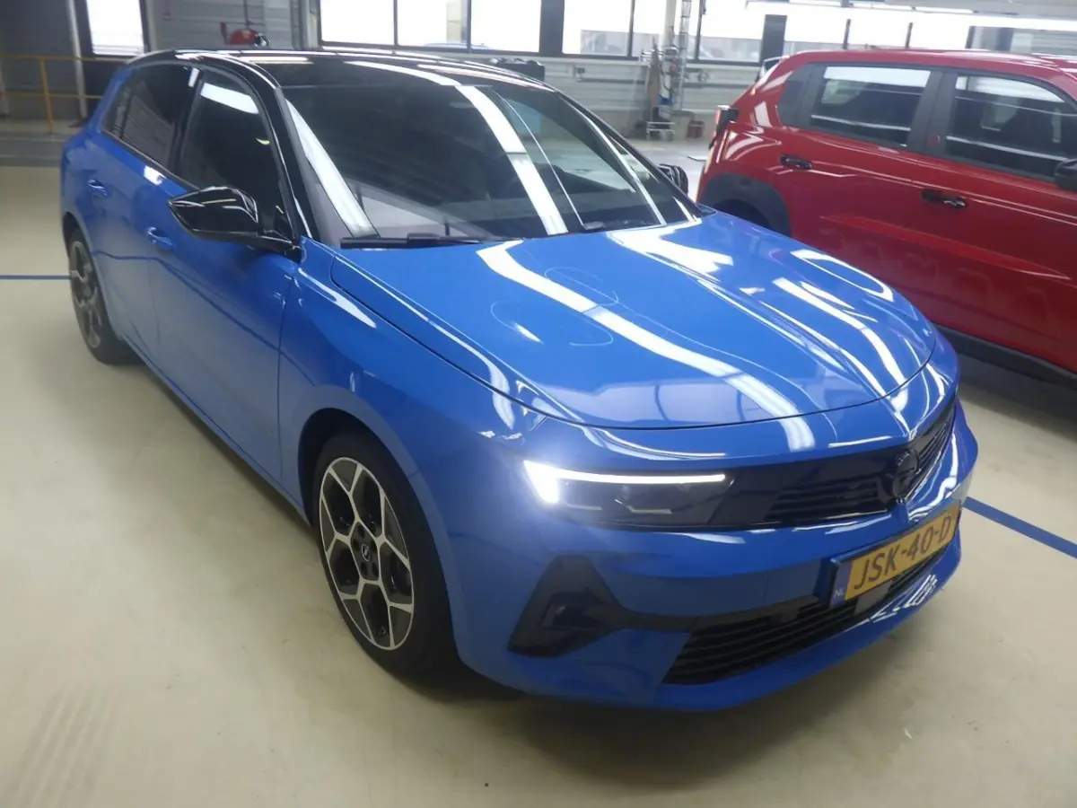 1.6 Turbo Plug In Hybrid GS Leder Alcantara