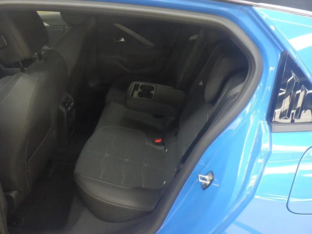 1.6 Turbo Plug In Hybrid GS Leder Alcantara