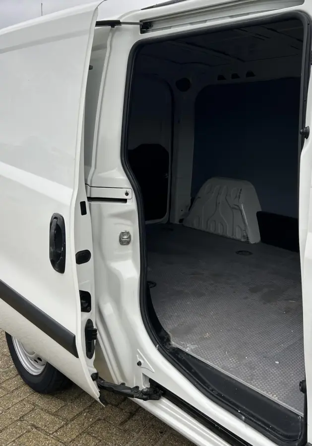 1.3 CDTi L2H1 Edition 95PK | Lengte 2 | NL AUTO | NAP | Airco | Navigatie | Bluetooth | Cruise Control | Parkeersensoren | APK tot 02-07-2027 |