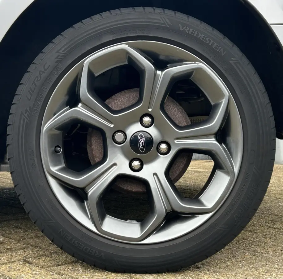 1.0 EcoBoost ST-Line 125PK | ZEER LUXE! | Nette Staat! | Volledige Onderhoudshistorie | 2026 Onderhoud Gehad | NL Auto | NAP | Trekhaak | Dodehoekdetectie | Xenon | B&O Audio | Achteruitrijc