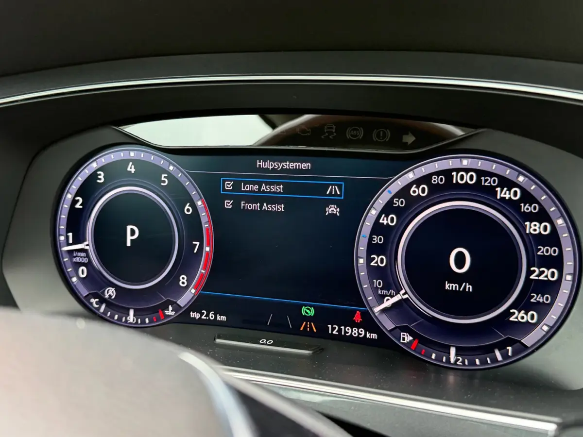 1.4 TSI ACT R-Line Pano Virtual Memory 360