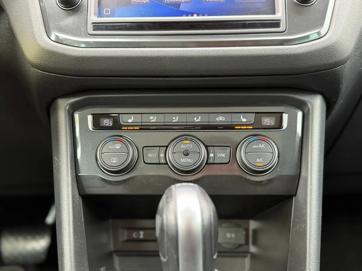 1.4 TSI ACT R-Line Pano Virtual Memory 360