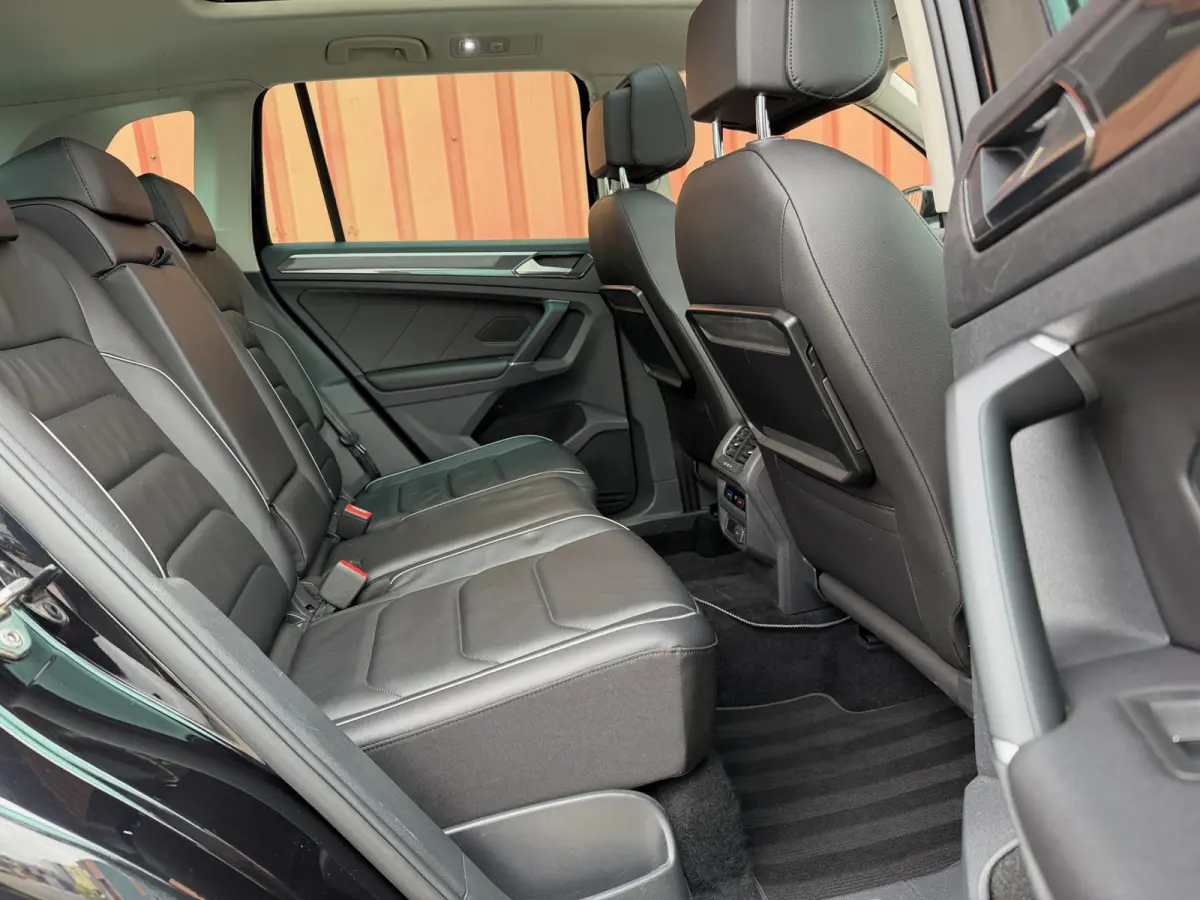1.4 TSI ACT R-Line Pano Virtual Memory 360