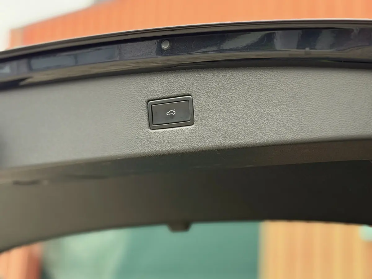 1.4 TSI ACT R-Line Pano Virtual Memory 360