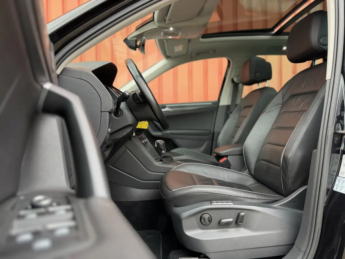 1.4 TSI ACT R-Line Pano Virtual Memory 360