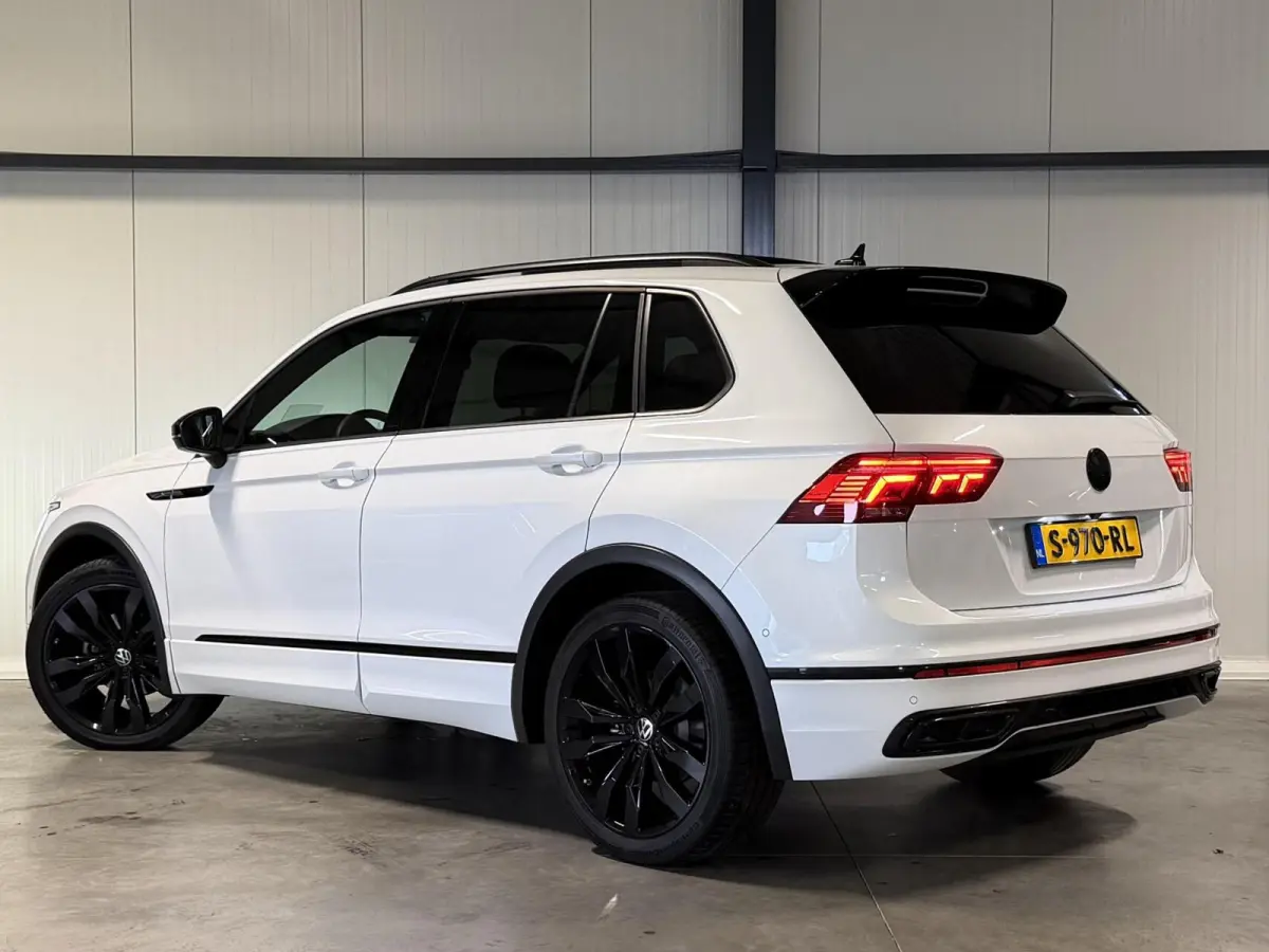 1.5 TSI R-Line Pano Head-up Trekhaak VOL!