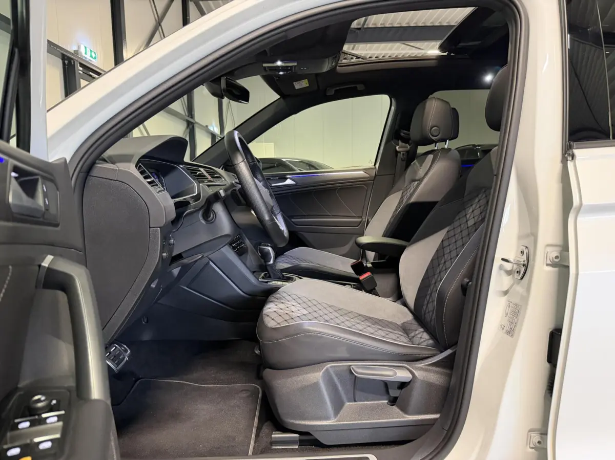 1.5 TSI R-Line Pano Head-up Trekhaak VOL!