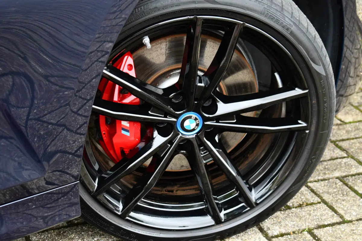 330e xDrive M-Sport Pro Pano DA-Prof 360 HUD H/K E-zetels 19inch