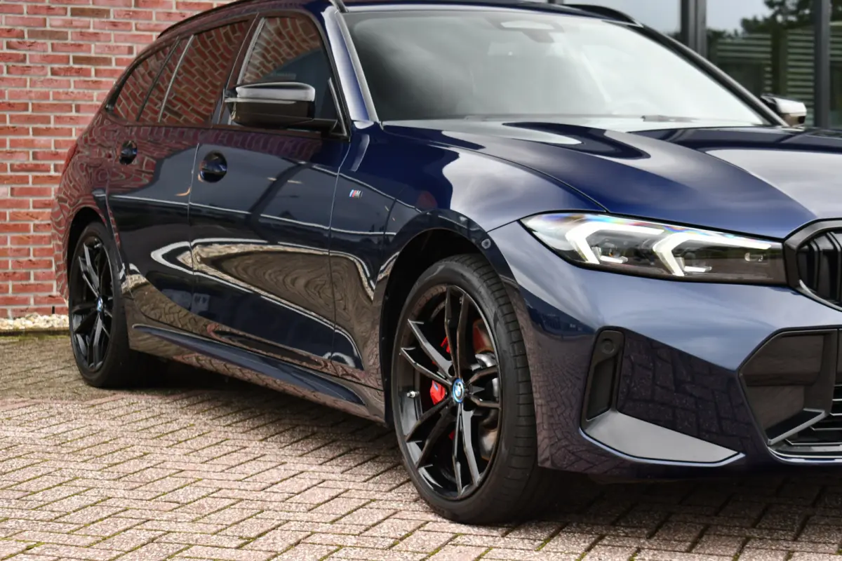 330e xDrive M-Sport Pro Pano DA-Prof 360 HUD H/K E-zetels 19inch