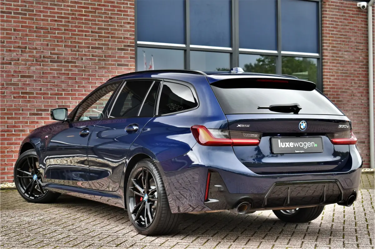 330e xDrive M-Sport Pro Pano DA-Prof 360 HUD H/K E-zetels 19inch