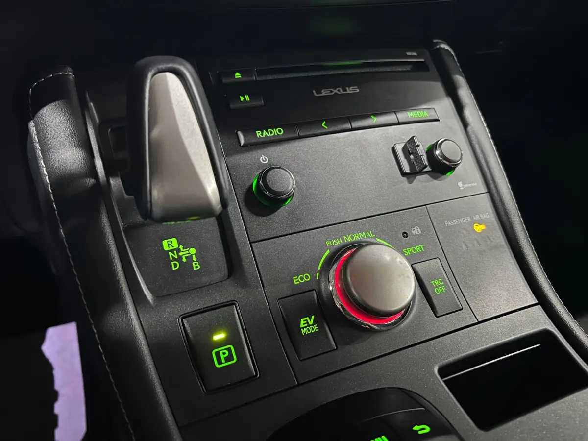 200h Business Line Hybrid Automaat