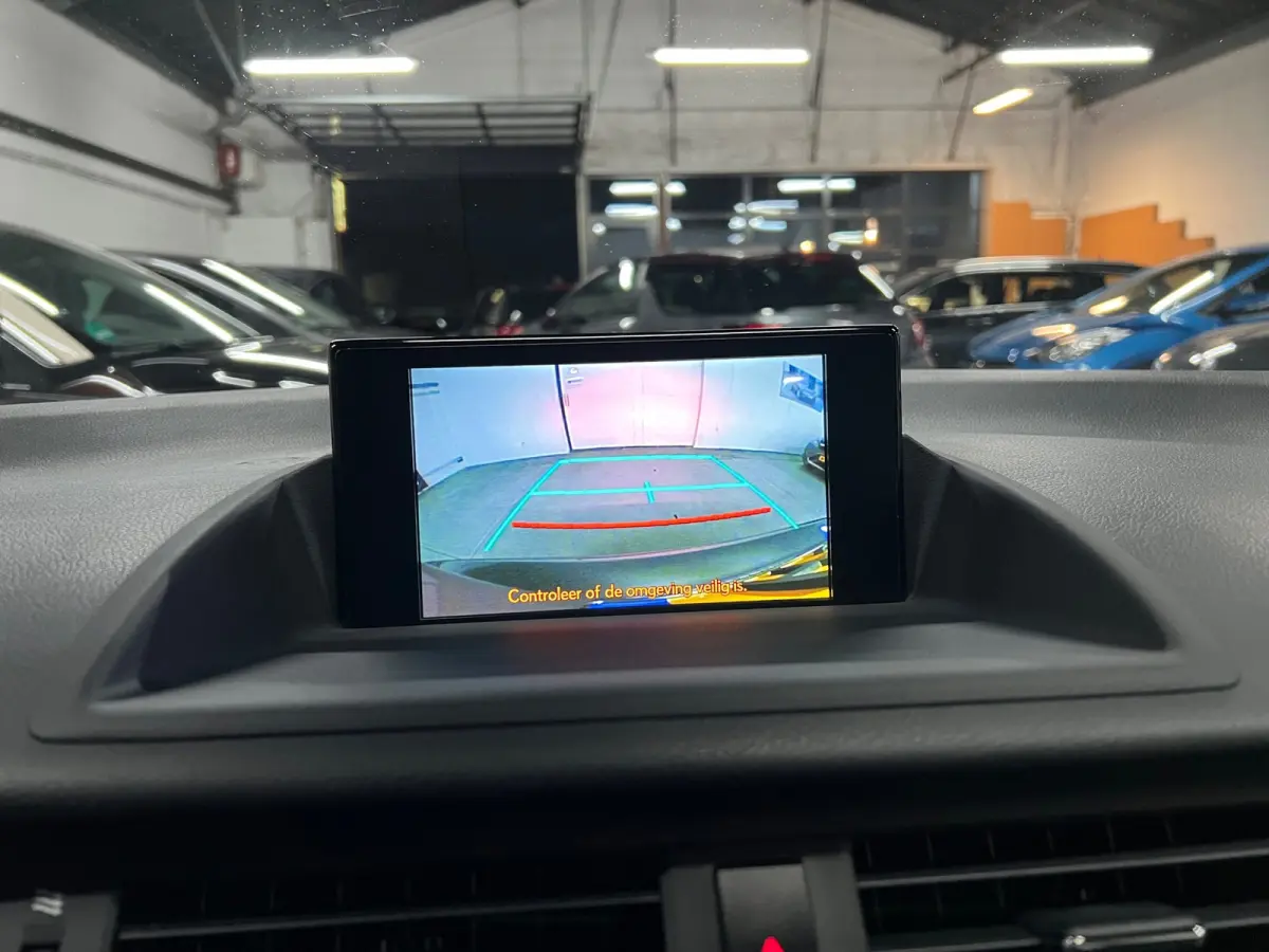 200h Business Line Hybrid Automaat