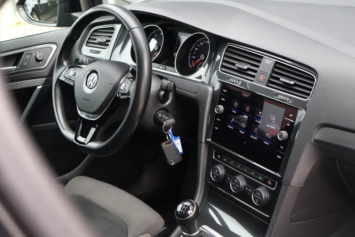 1.5 TSI Highline 7.5 | Stoelverwarming | Trekhaak | Alcantara | Adaptieve Cruise Control | Apple Carplay / Android Auto