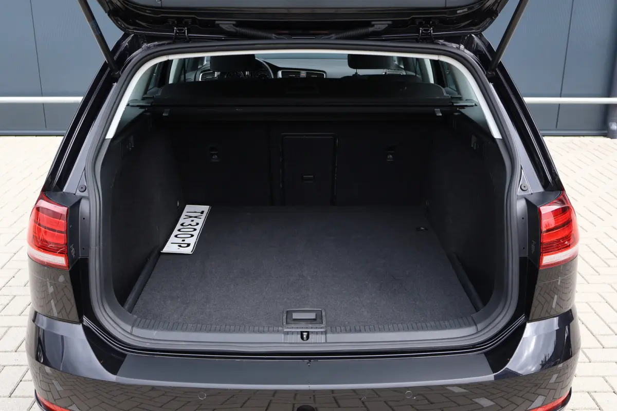 1.5 TSI Highline 7.5 | Stoelverwarming | Trekhaak | Alcantara | Adaptieve Cruise Control | Apple Carplay / Android Auto