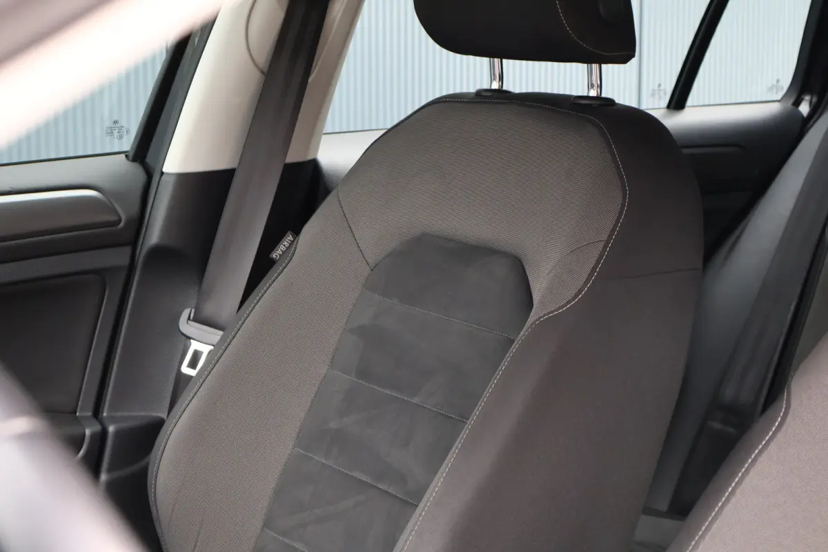 1.5 TSI Highline 7.5 | Stoelverwarming | Trekhaak | Alcantara | Adaptieve Cruise Control | Apple Carplay / Android Auto