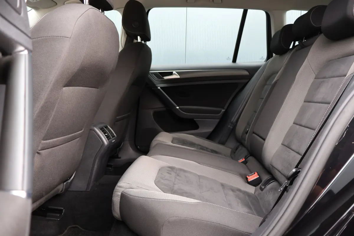 1.5 TSI Highline 7.5 | Stoelverwarming | Trekhaak | Alcantara | Adaptieve Cruise Control | Apple Carplay / Android Auto