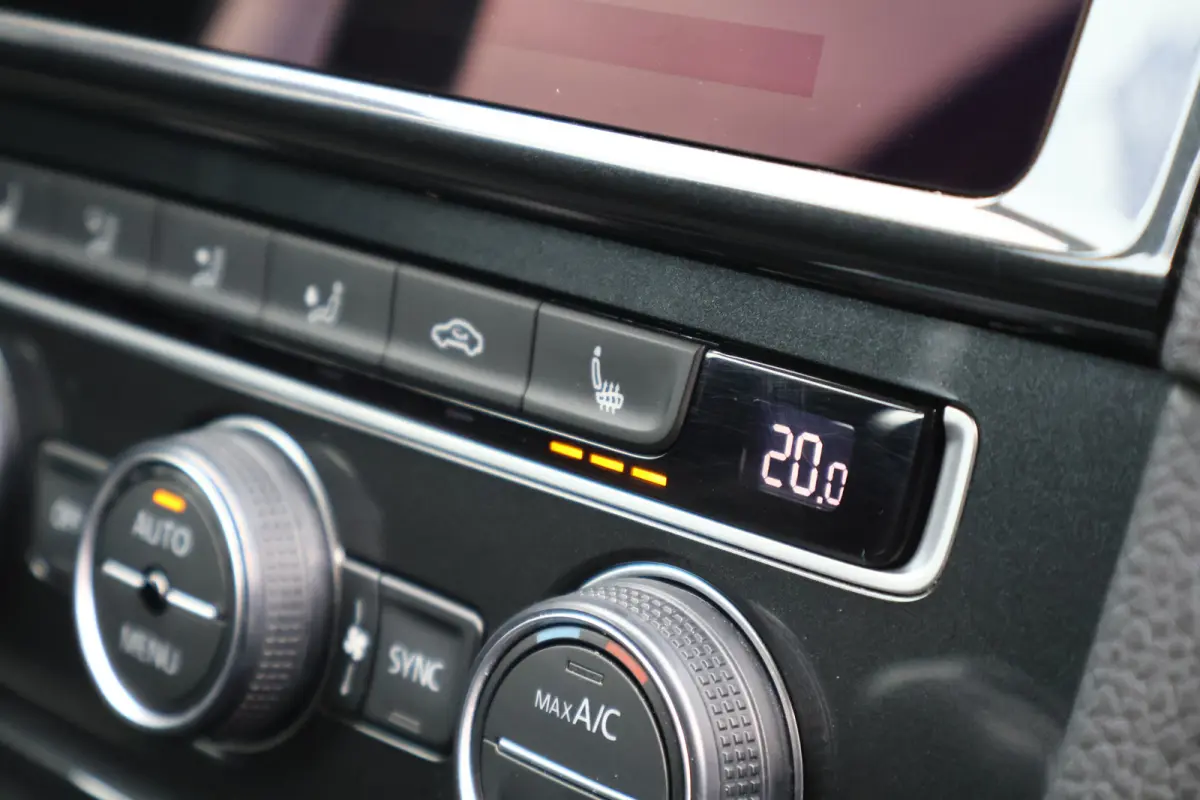 1.5 TSI Highline 7.5 | Stoelverwarming | Trekhaak | Alcantara | Adaptieve Cruise Control | Apple Carplay / Android Auto