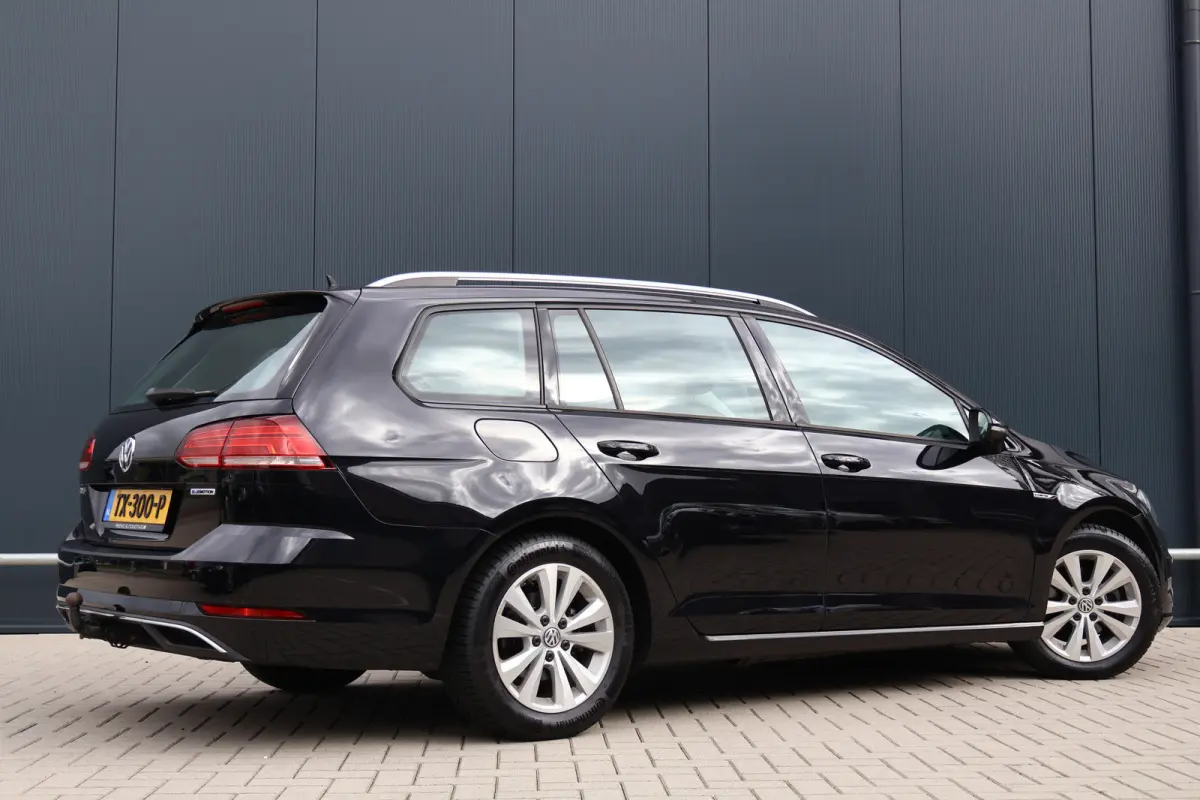 1.5 TSI Highline 7.5 | Stoelverwarming | Trekhaak | Alcantara | Adaptieve Cruise Control | Apple Carplay / Android Auto