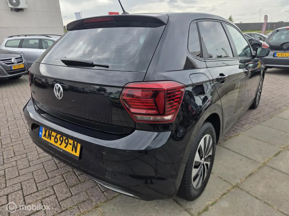 1.0 MPI Comfortline Business Nav/Led/PDC/CC