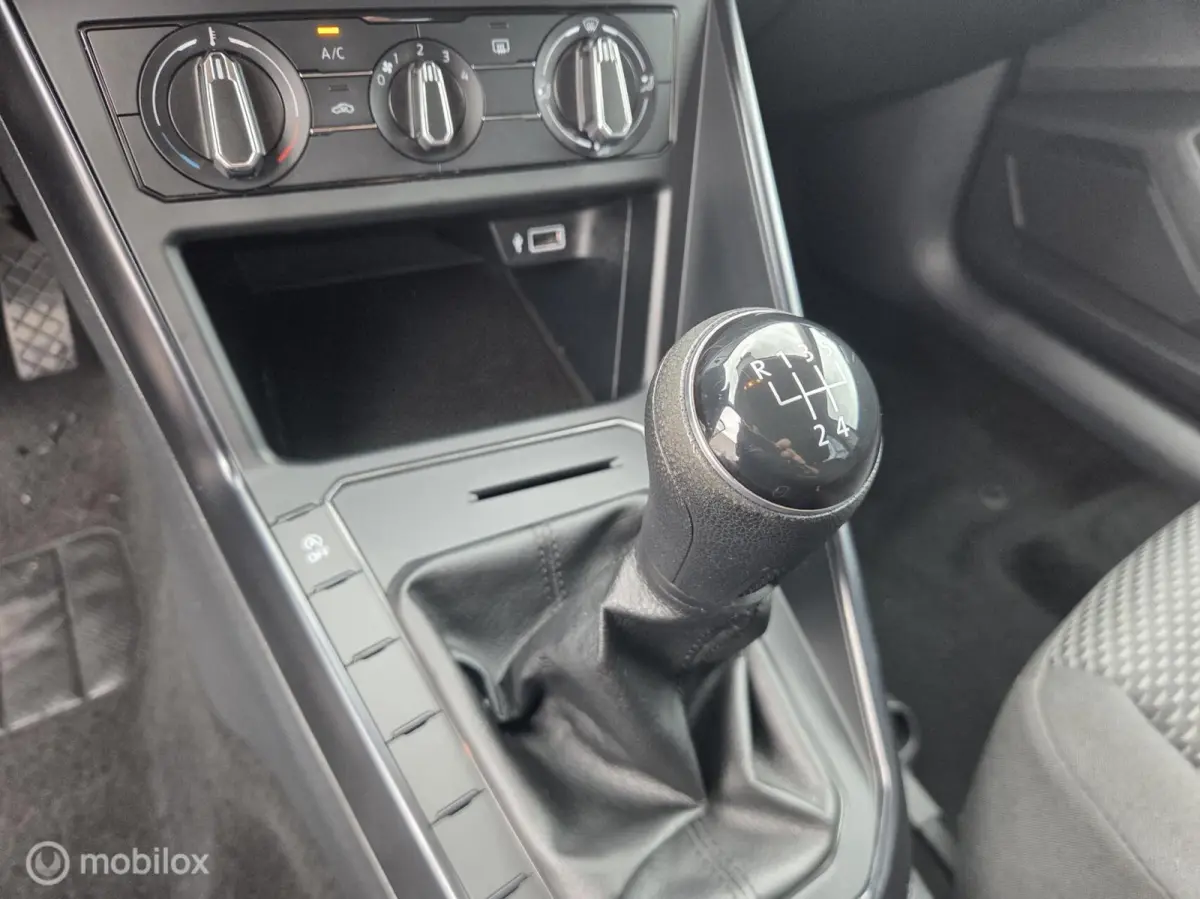 1.0 MPI Comfortline Business Nav/Led/PDC/CC