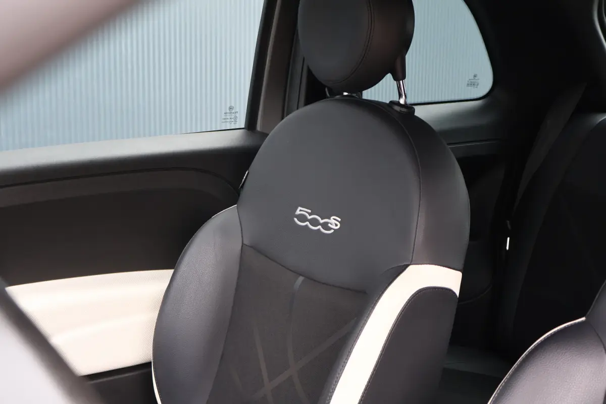 1.2 S Sport | Half lederen sportstoelen | Digitale tellers | Navi | Bluetooth | Parkeersensoren | 16 Inch lichtmetaal