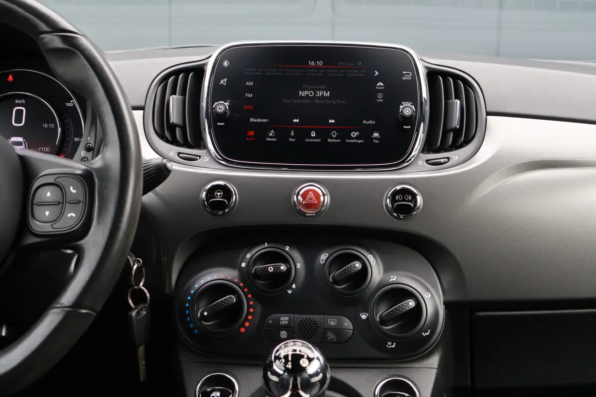 1.2 S Sport | Half lederen sportstoelen | Digitale tellers | Navi | Bluetooth | Parkeersensoren | 16 Inch lichtmetaal