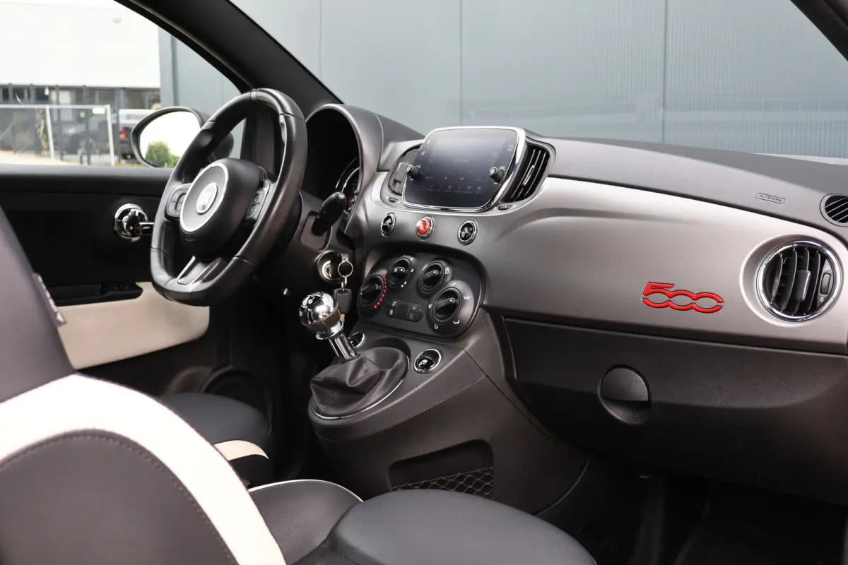 1.2 S Sport | Half lederen sportstoelen | Digitale tellers | Navi | Bluetooth | Parkeersensoren | 16 Inch lichtmetaal