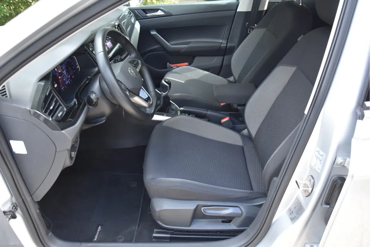 1.0 TSI Life Business ECC ACC IQ-drive Virtueel-groot Camera PDC NAP