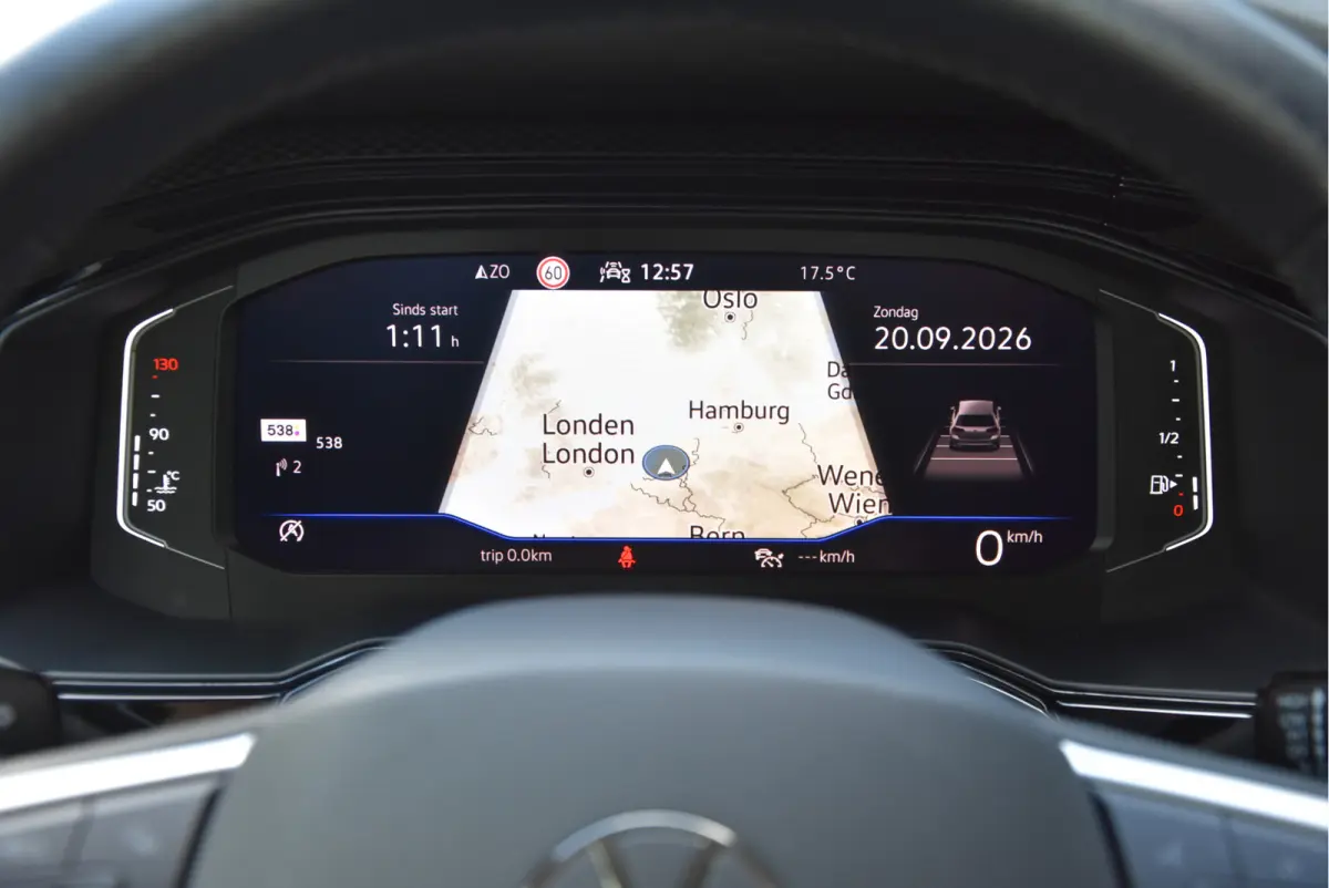 1.0 TSI Life Business ECC ACC IQ-drive Virtueel-groot Camera PDC NAP