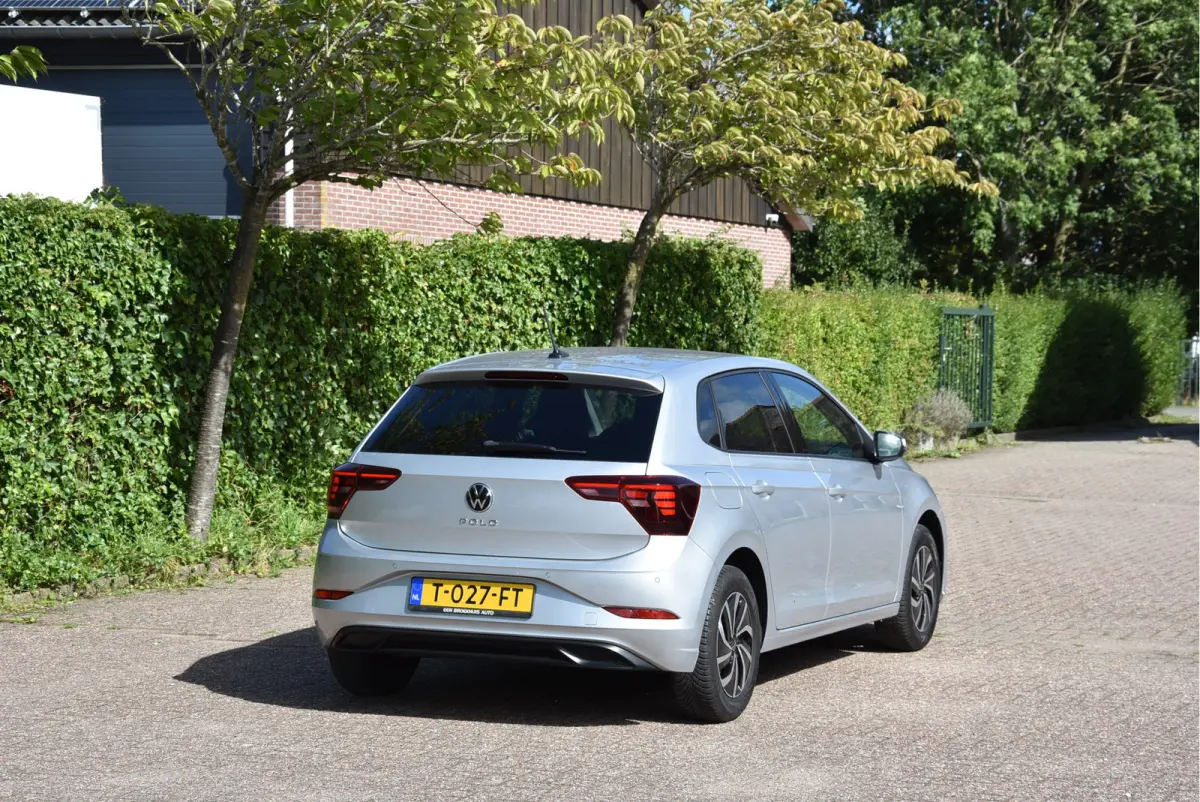 1.0 TSI Life Business ECC ACC IQ-drive Virtueel-groot Camera PDC NAP