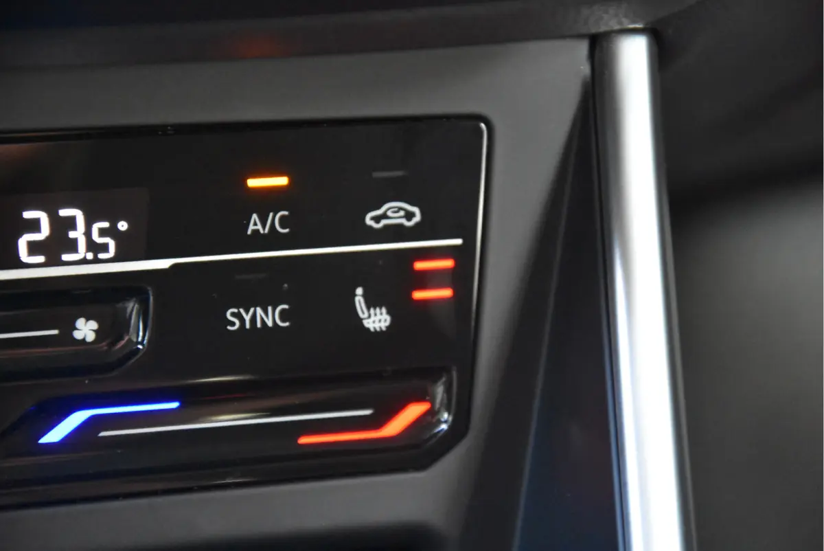 1.0 TSI Life Business ECC ACC IQ-drive Virtueel-groot Camera PDC NAP