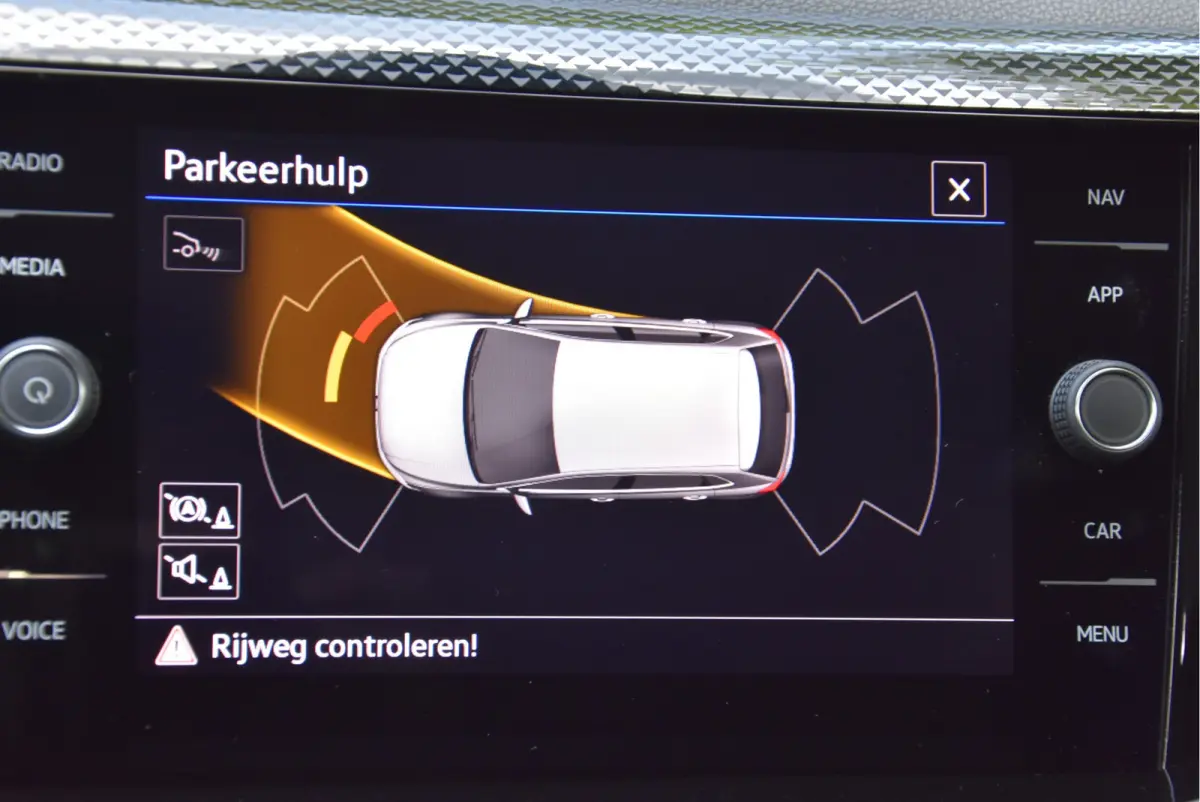 1.0 TSI Life Business ECC ACC IQ-drive Virtueel-groot Camera PDC NAP