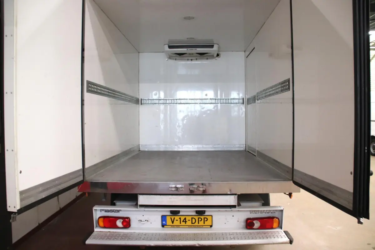 2.3 dCi VRIESWAGEN KOELWAGEN DAG NACHT Renault Master T35 2.3 dCi VRIESWAGEN KOELWAGEN DAG NACHT