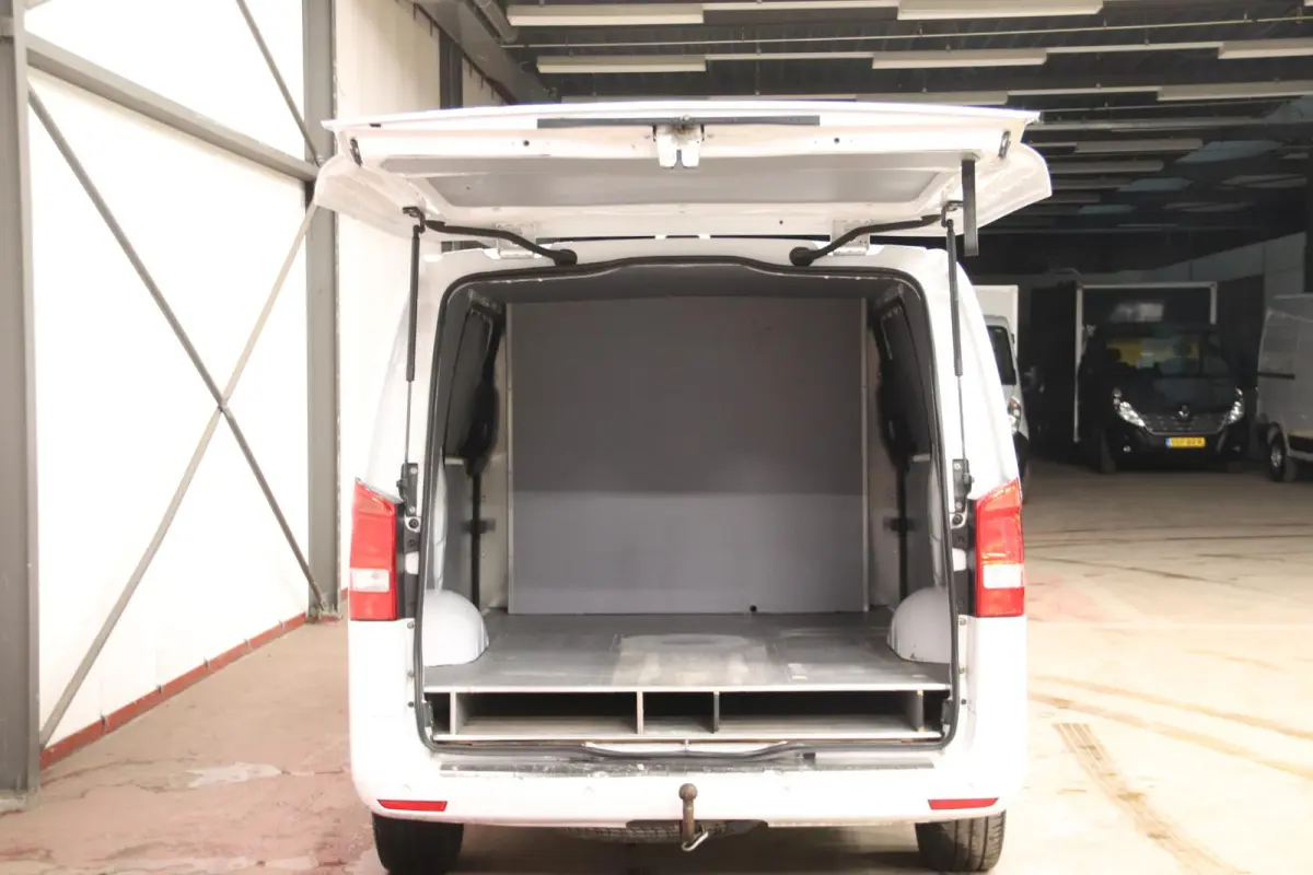 116 CDI Lang AUTOMAAT Airco dubbele schuifdeur Mercedes-Benz Vito 116 CDI Lang airco dubbele schuifdeur