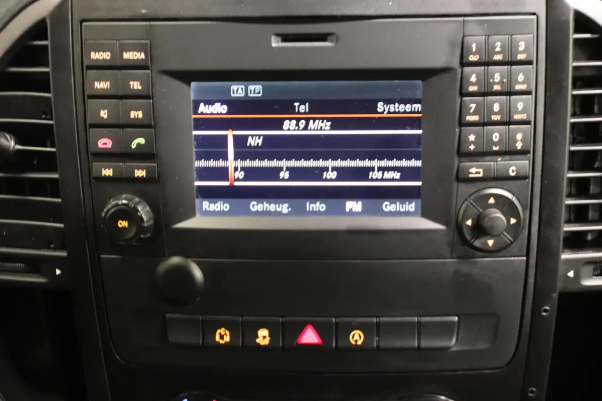 116 CDI Lang AUTOMAAT Airco dubbele schuifdeur Mercedes-Benz Vito 116 CDI Lang airco dubbele schuifdeur