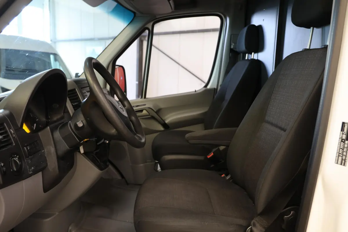 311 2.2 CDI LAADKLEP POST NL