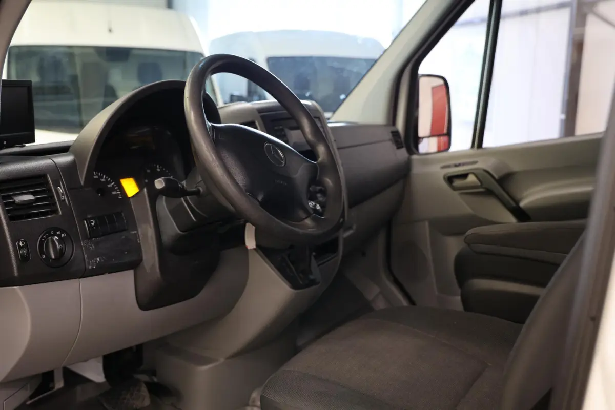311 2.2 CDI LAADKLEP POST NL