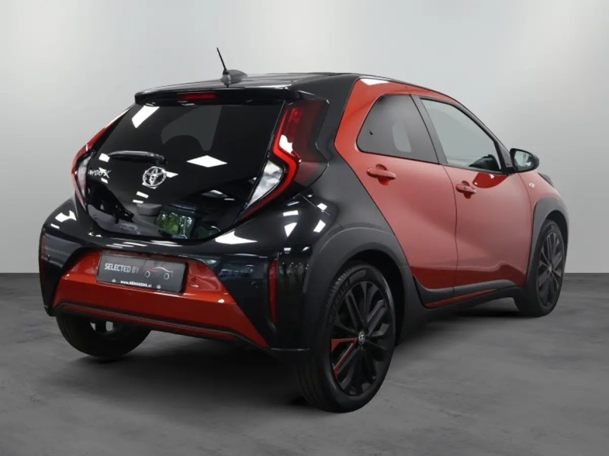 1.0 VVT-i AUT Premium | Open Dak | Cabrio