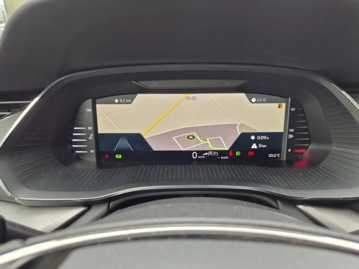 e-TSI Business Edition Automaat CarPlay ACC Adaptieve Cruise LED LM Velgen NAP 1.0 e-TSI Business Edition