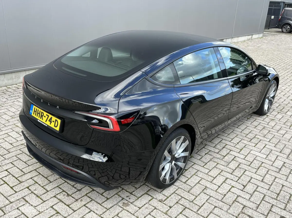Premium Long Range RWD 78 kwh, Nieuw ! SOH 97%