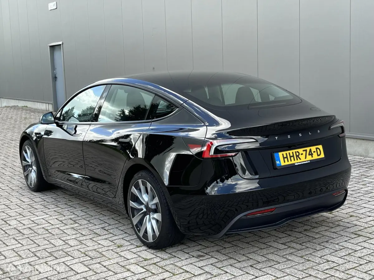 Premium Long Range RWD 78 kwh, Nieuw ! SOH 97%