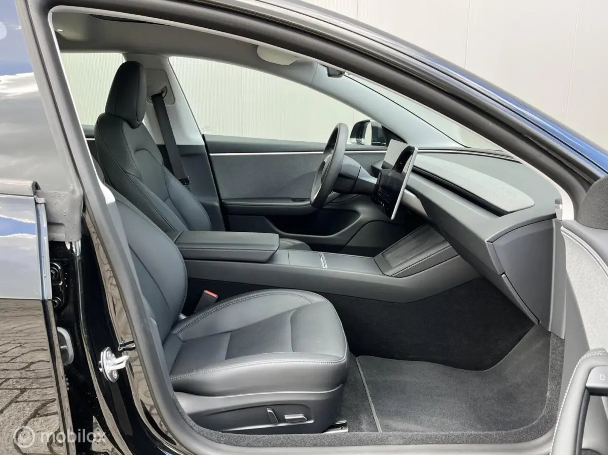 Premium Long Range RWD 78 kwh, Nieuw ! SOH 97%