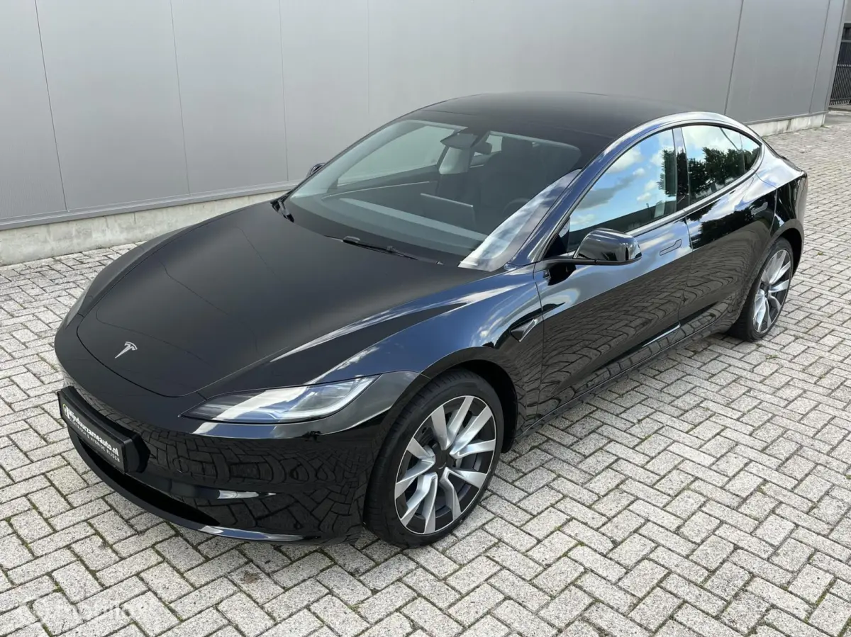 Premium Long Range RWD 78 kwh, Nieuw ! SOH 97%