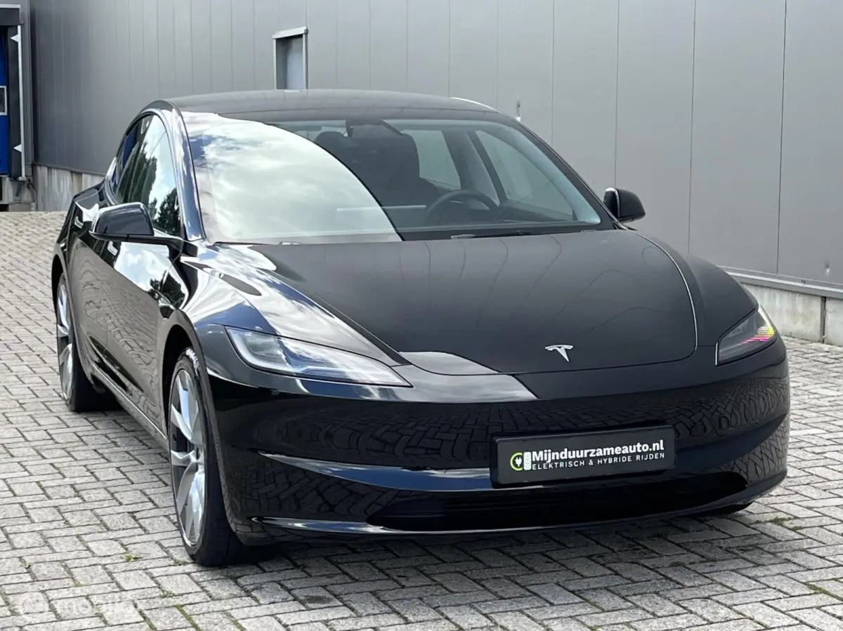 Premium Long Range RWD 78 kwh, Nieuw ! SOH 97%