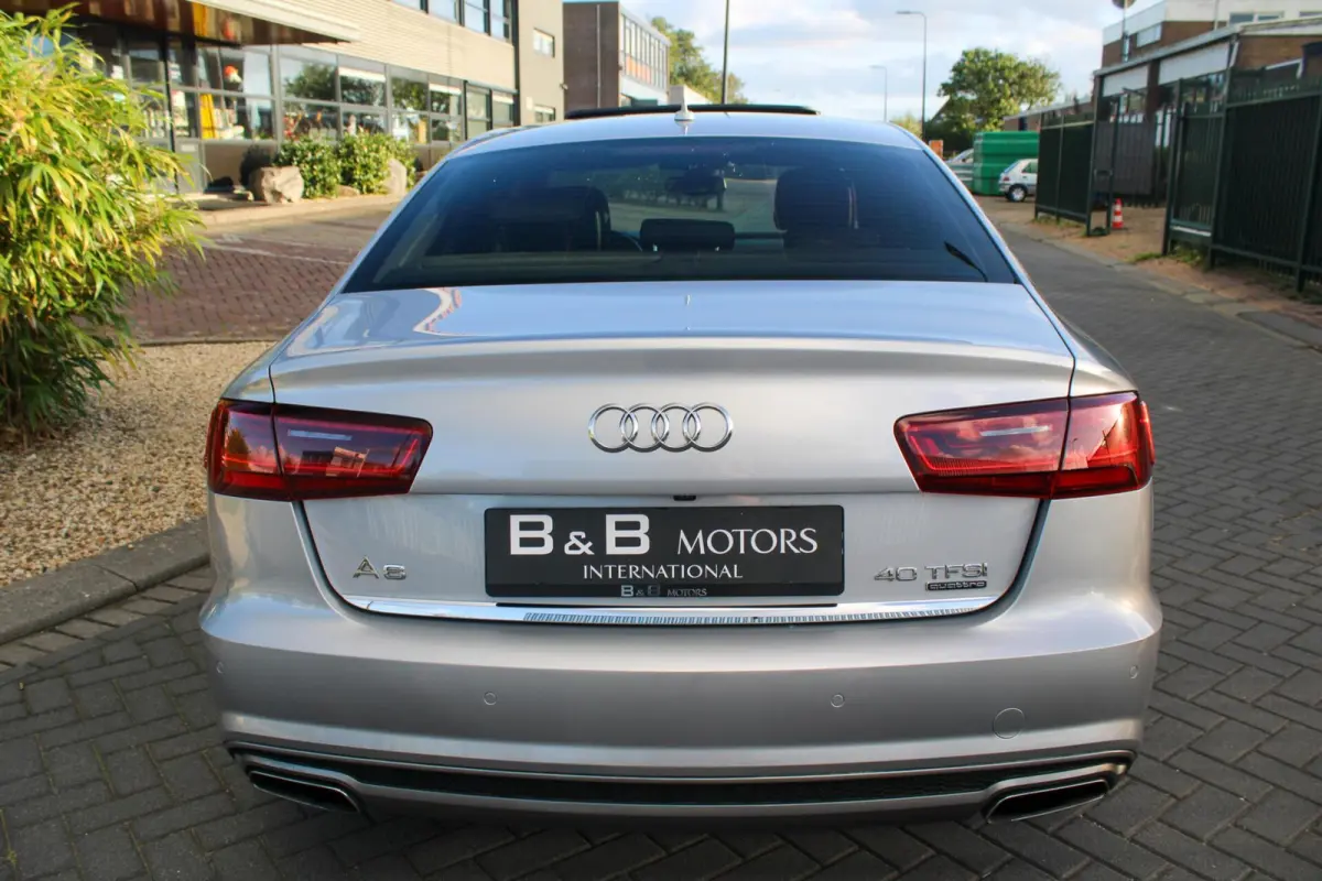 2.0 TFSI quattro Premium Edition