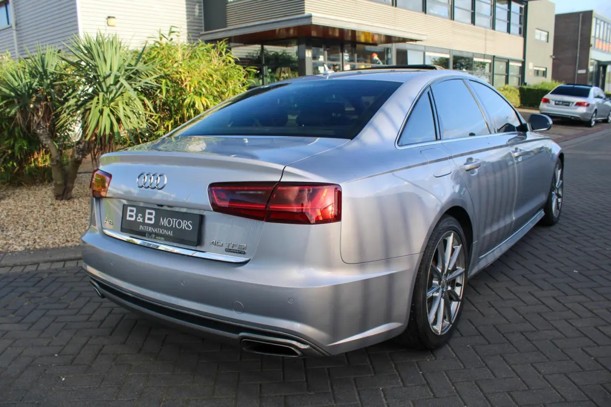2.0 TFSI quattro Premium Edition